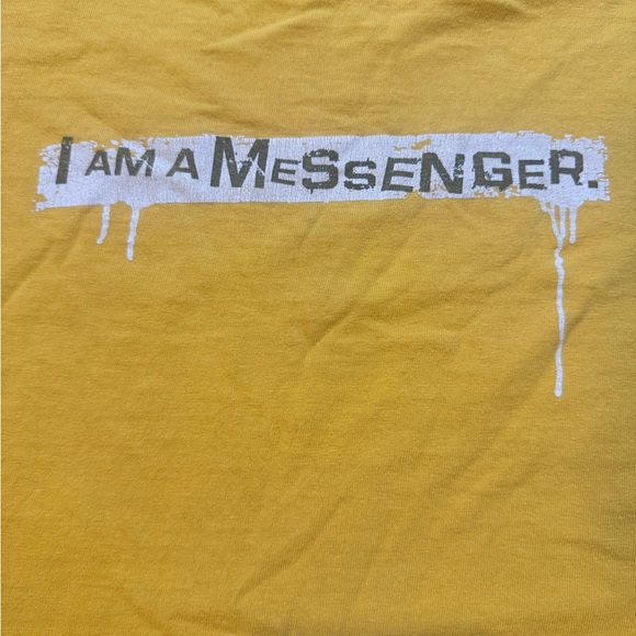 Vintage I Am A Messenger Christian Graphic Tee Yellow Jesus Shirt Size M Y2K - Picture 2 of 13